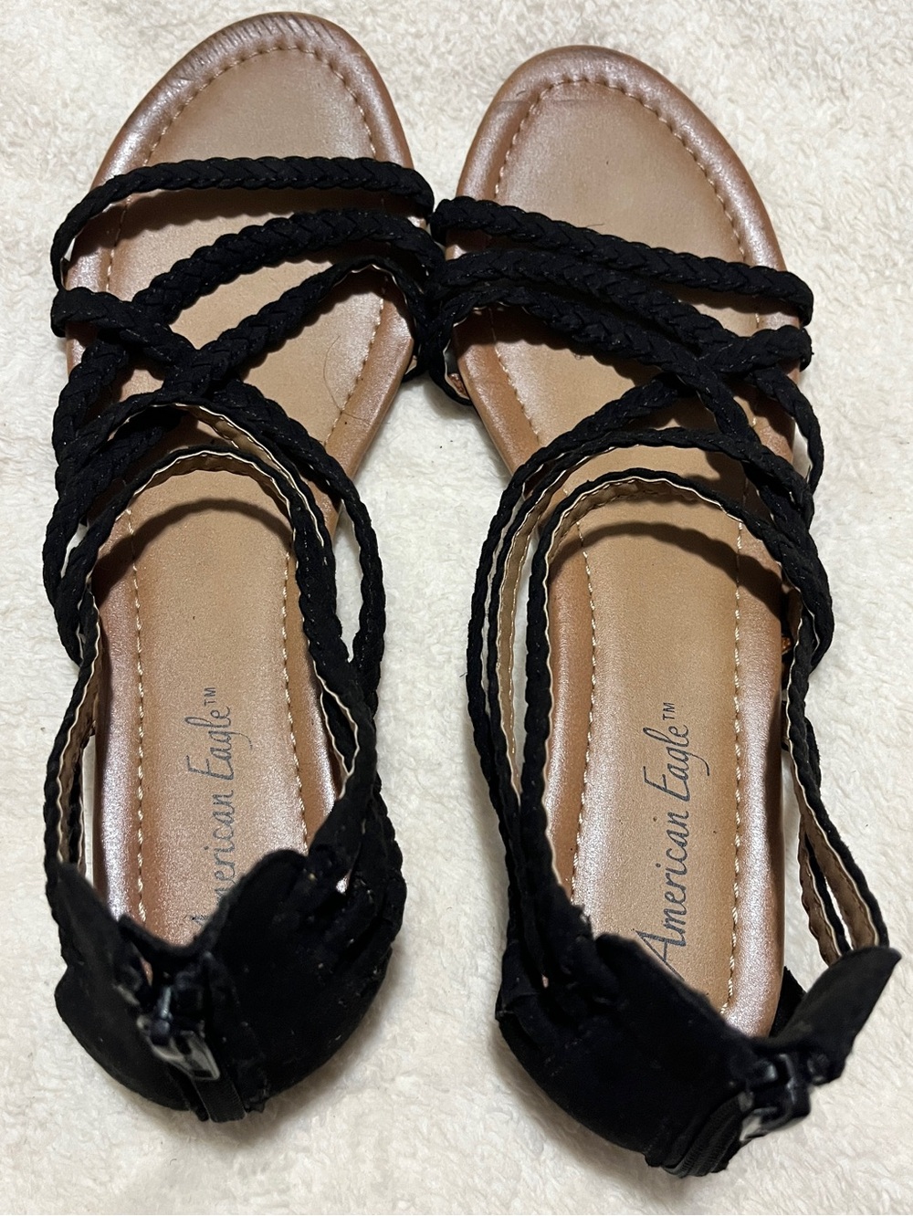 AMERICAN EAGLE. Black Braided Strap Sandals with Tan Footbed
